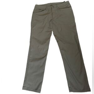 Lululemon men’s ABC pants green 30 NWOT